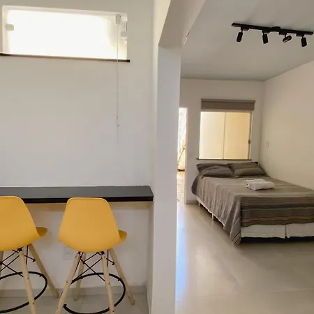 Kalug - Estúdio IDEAL PARA CASAL com AR, secador de cabelo, NETFLIX e WI-FI 200mbps na PRAIA DOS MILIONÁRIOS Ilhéus Exterior foto