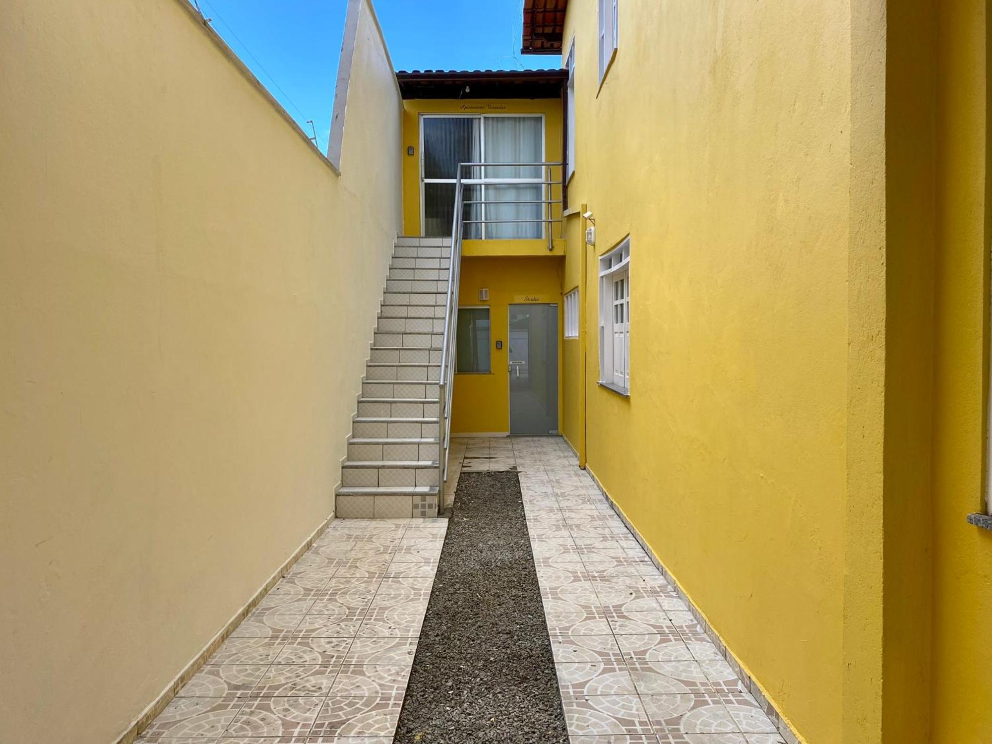 Apartamento Kalug - Estúdio Ideal Casal Com Ar, Secador De Cabelo, Netflix E Wi-fi 200mbps Na Dos Milionários *